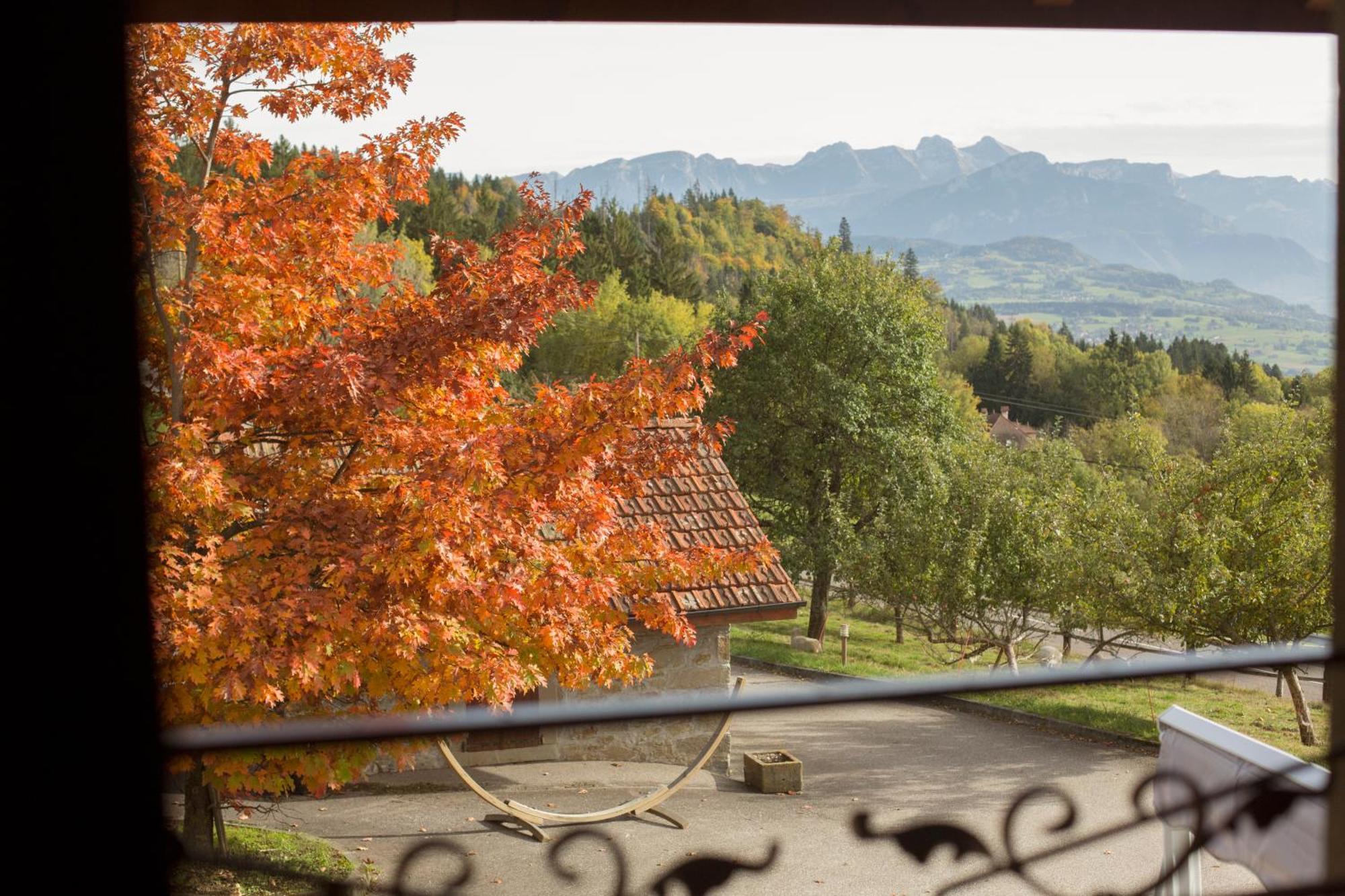 Le Bonheur Dans Le Pre Lucinges Exterior foto