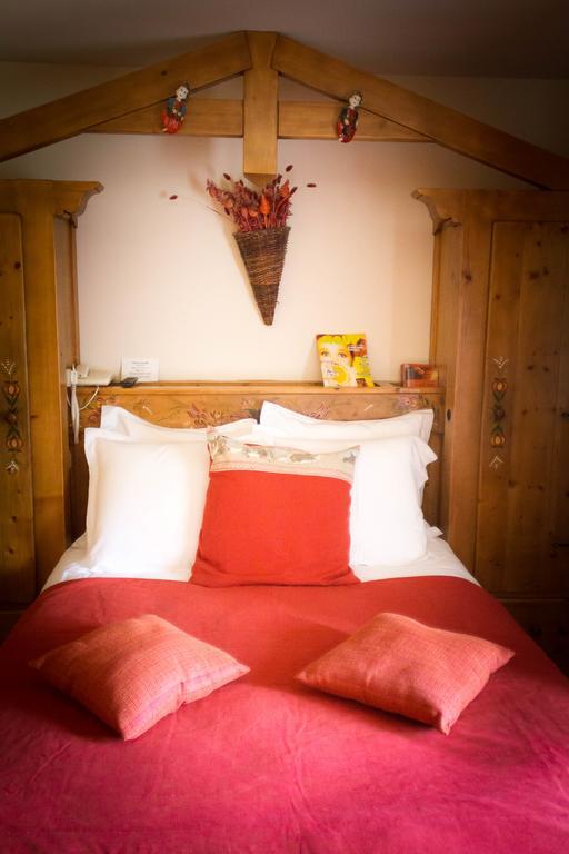 Le Bonheur Dans Le Pre Lucinges Quarto foto