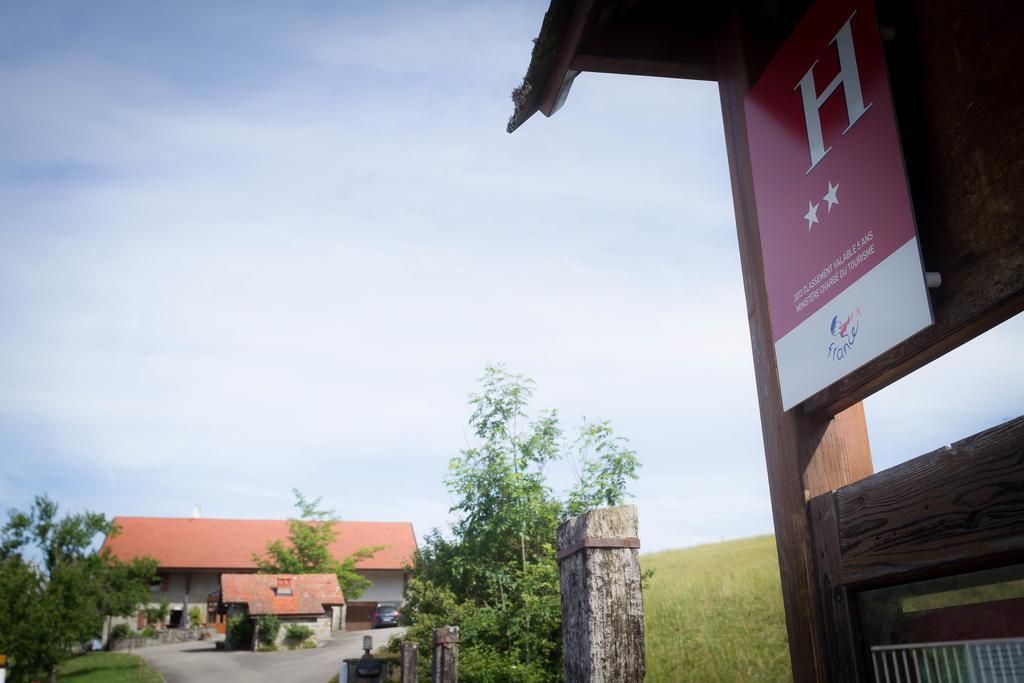 Le Bonheur Dans Le Pre Lucinges Exterior foto