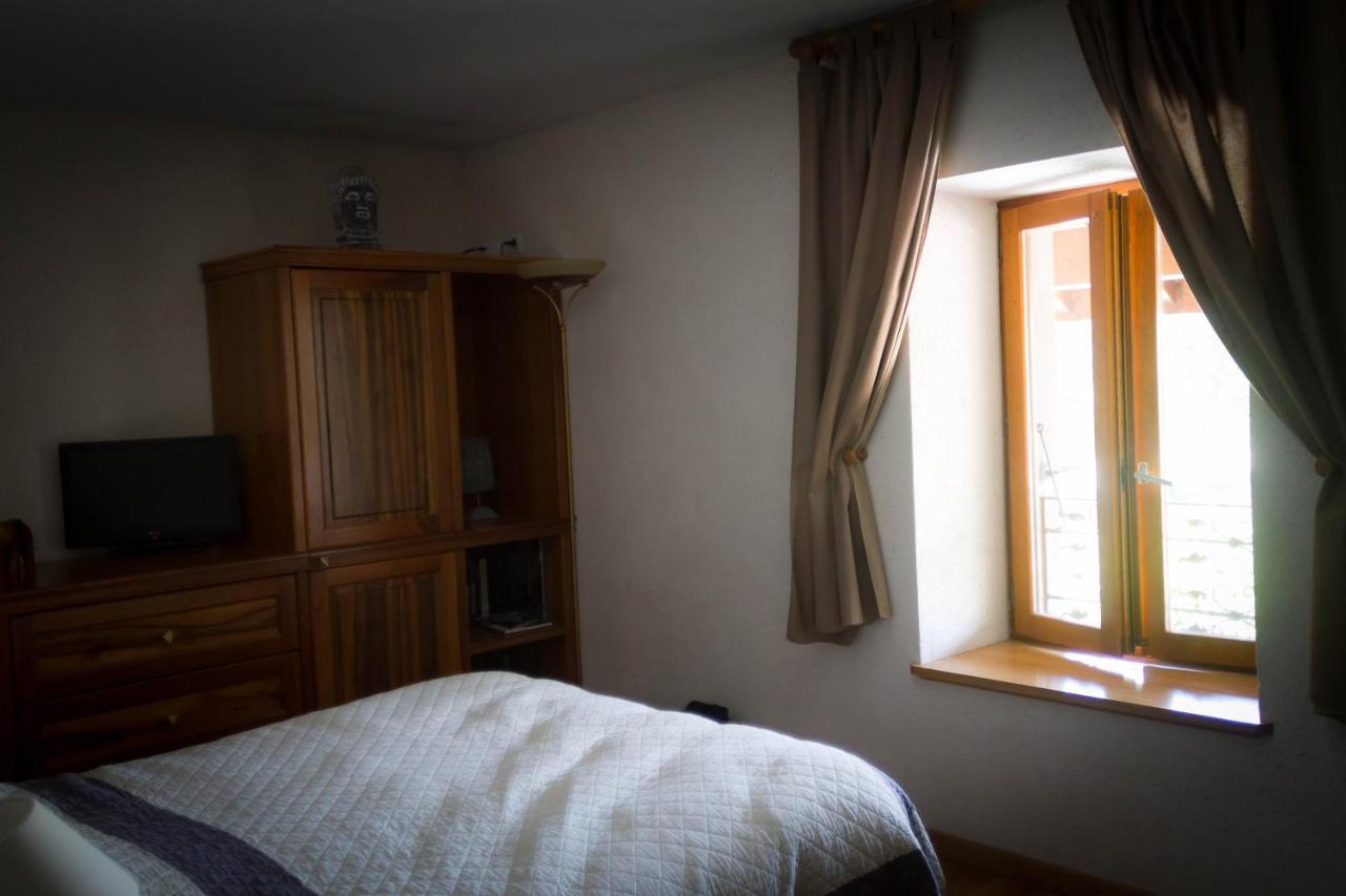 Le Bonheur Dans Le Pre Lucinges Exterior foto